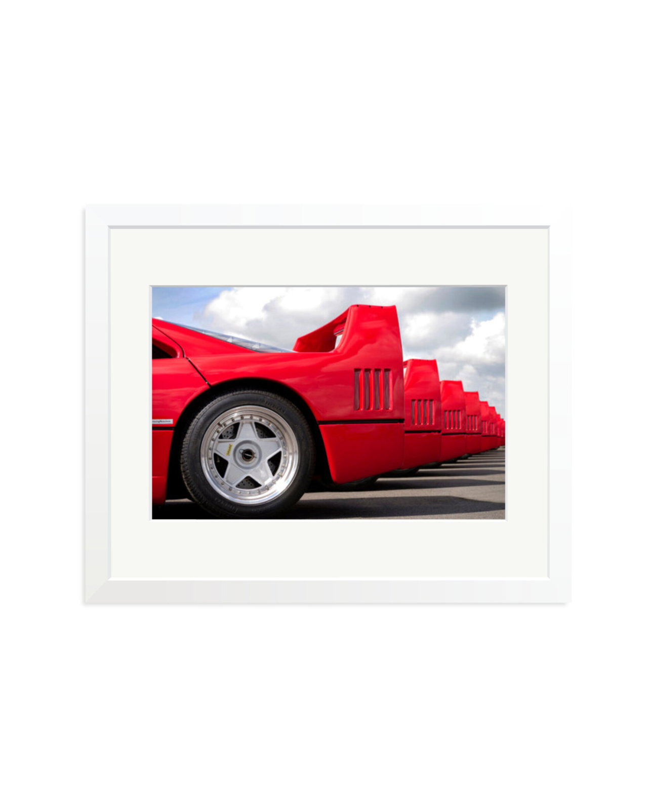 Group of Ferrari F40's White / Medium