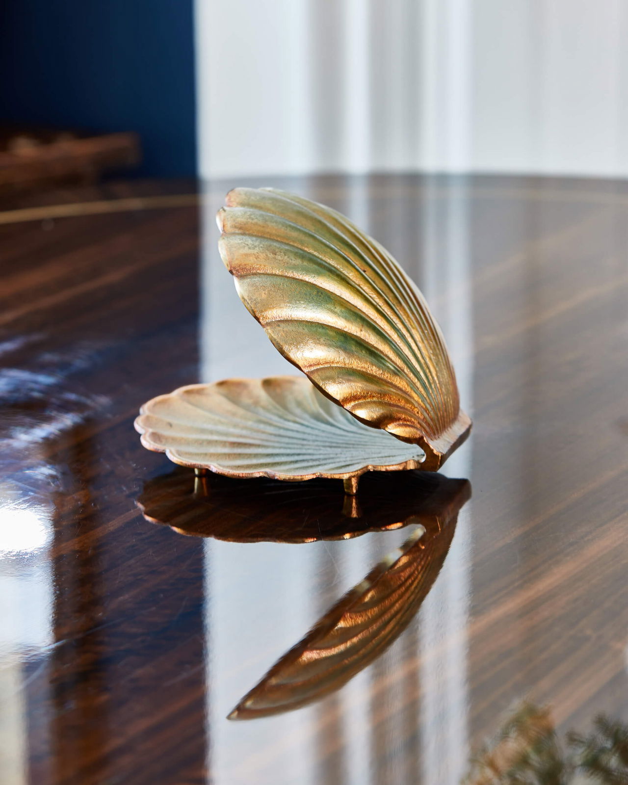 Venus Tray Brass
