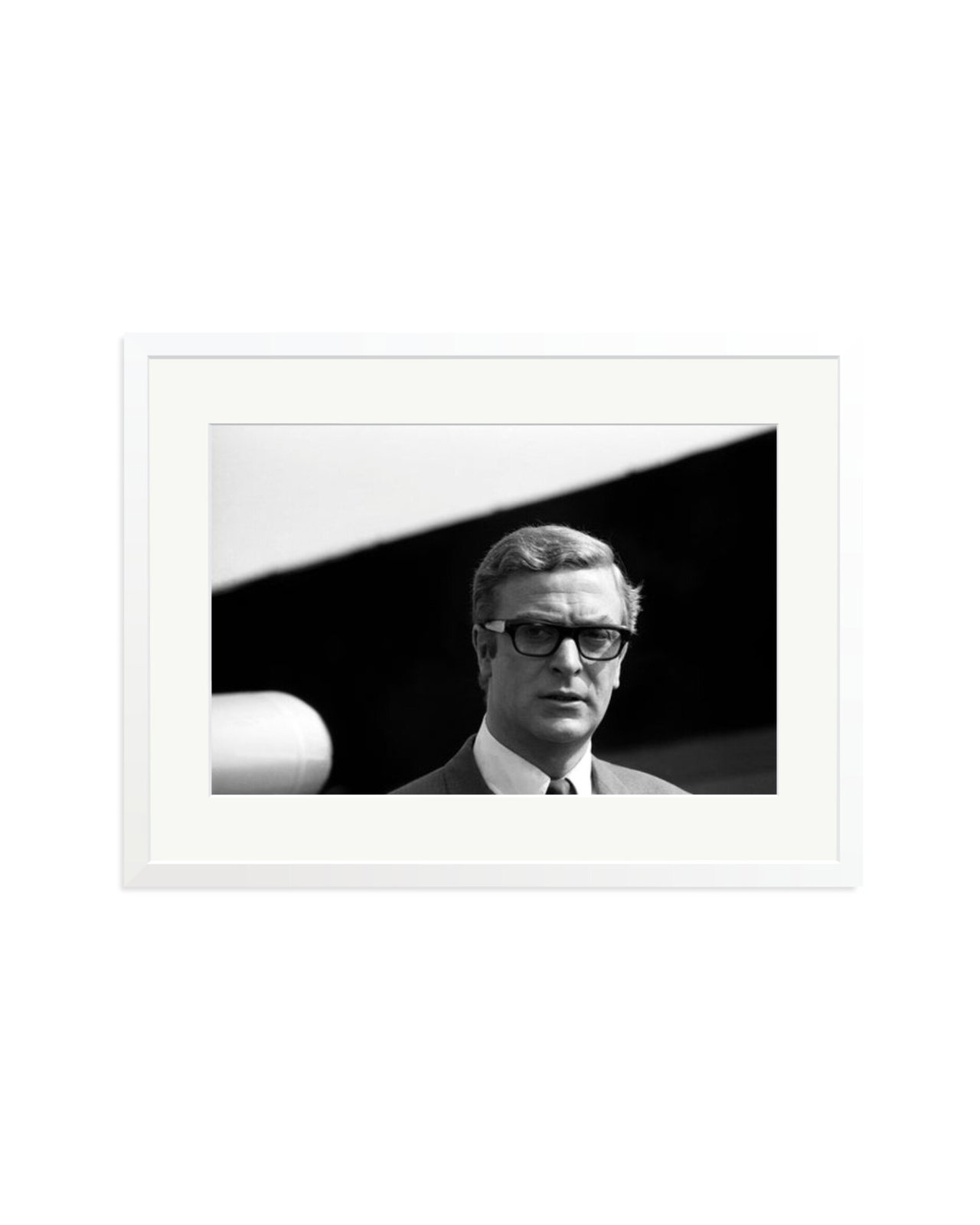 Michael Caine, 1966 White / XL