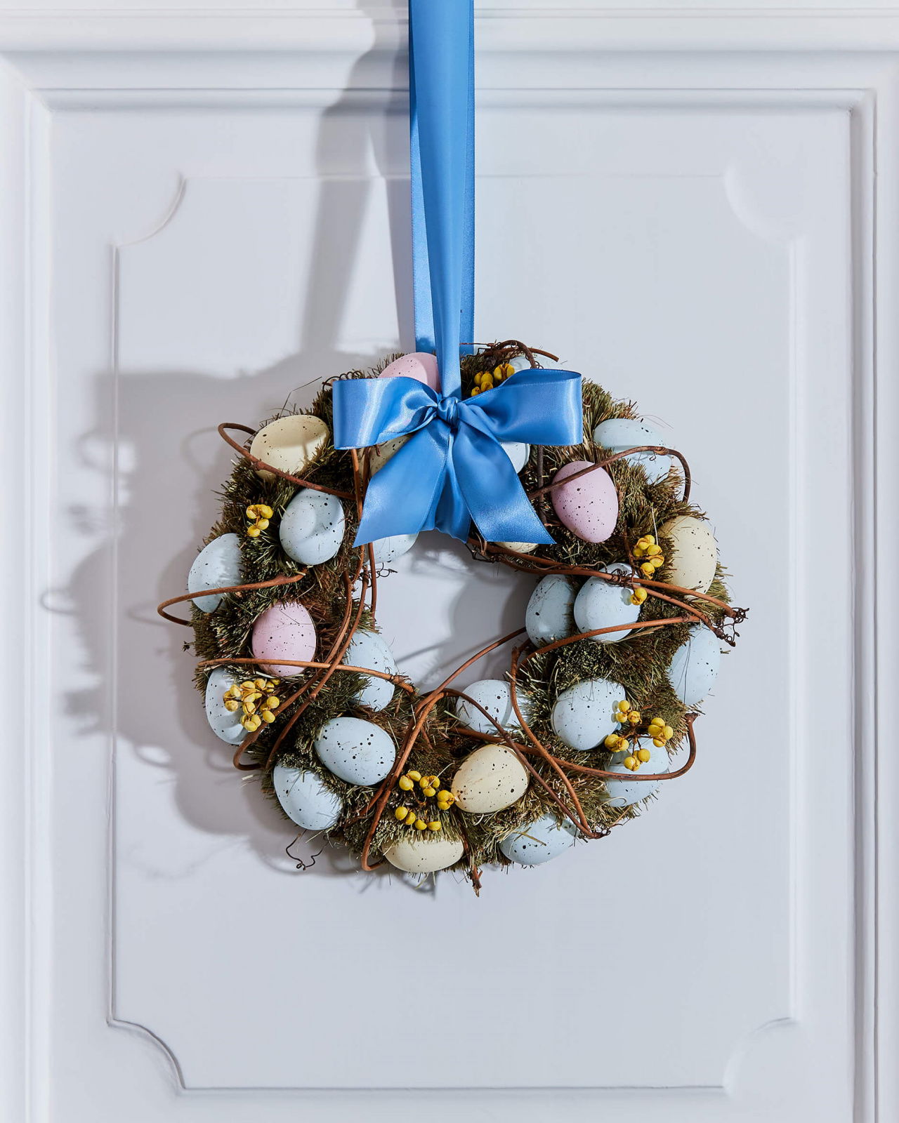 Ismone egg wreath