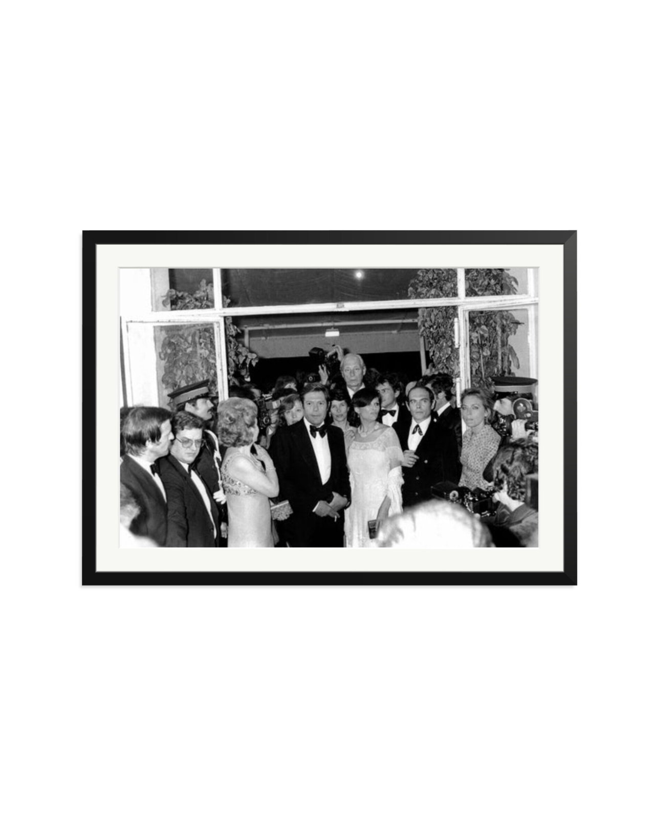 Mastroianni and Cardinale in Cannes Black / XXL