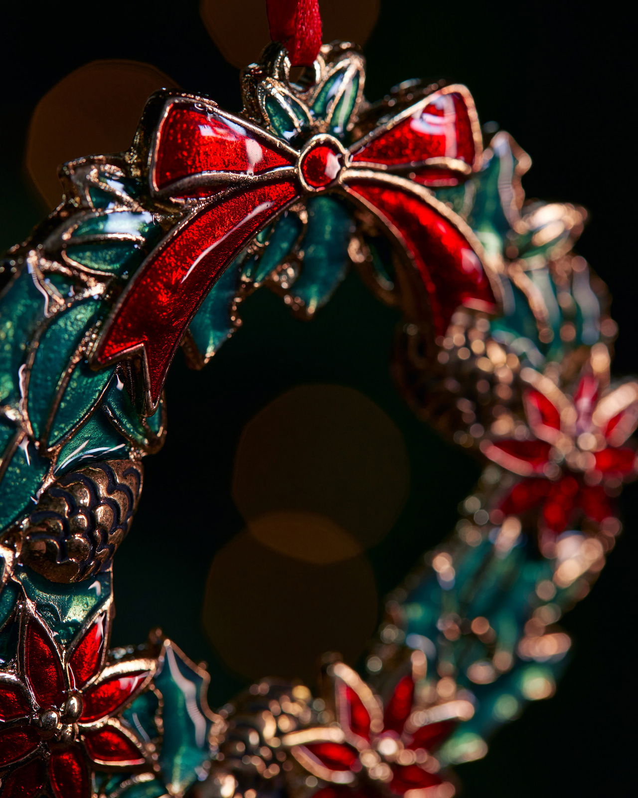 Estelle Christmas Wreath Ornament Green