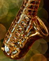 Jessie Saxophone Ornament Gold