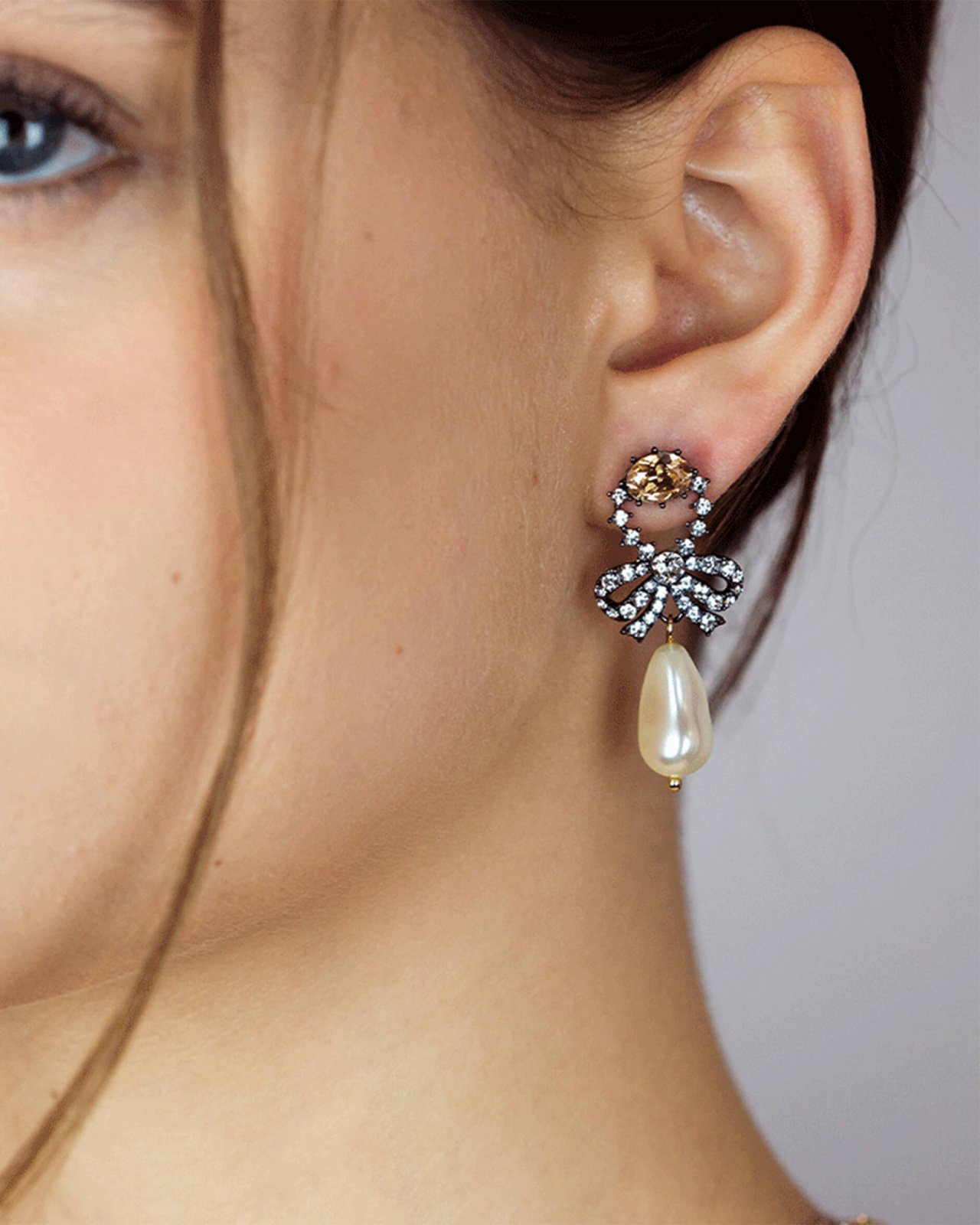 Antoinette Earrings Pearl / Crystal