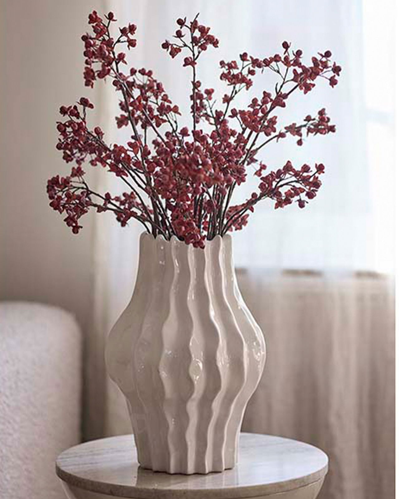 Mara Vase White