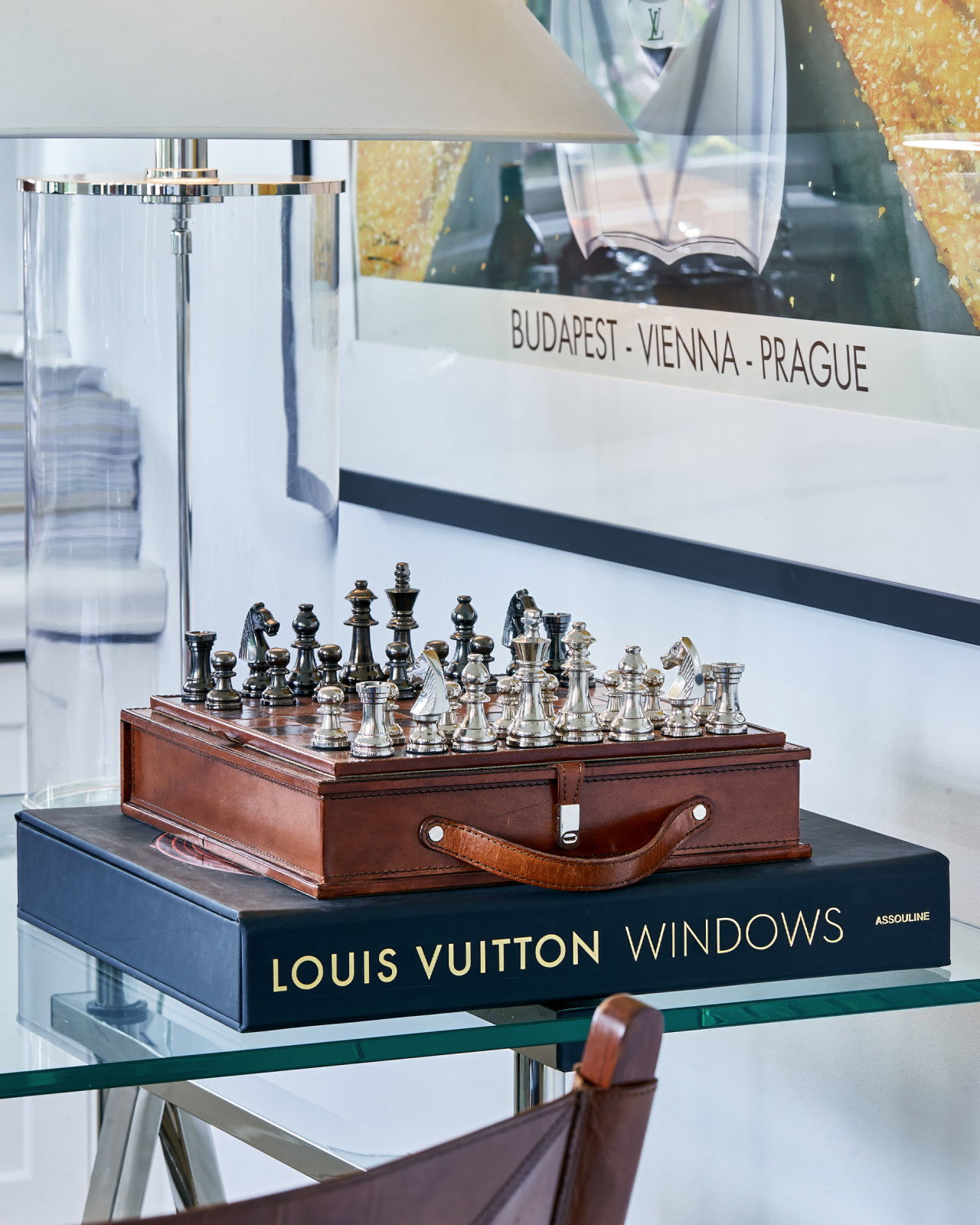 Kensington Chess Set Leather/Metal