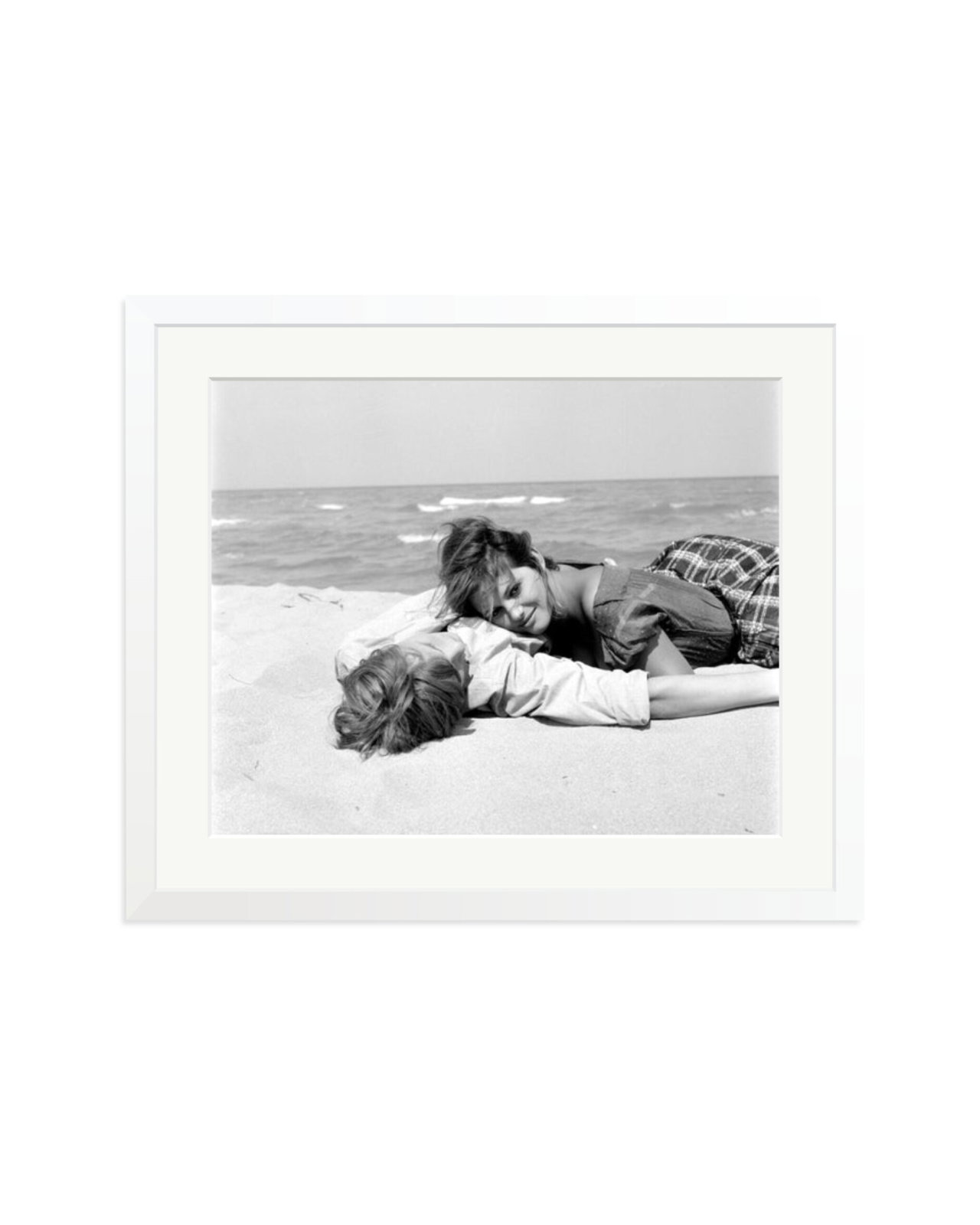 Jacques Perrin and Claudia Cardinale White / Large