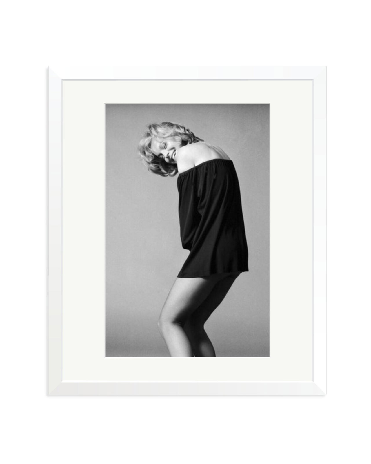 Schneider, 1972 White / Large