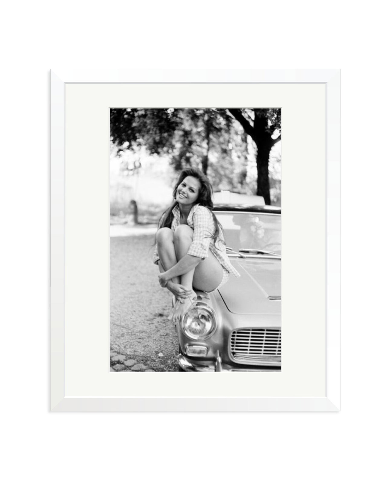 Claudia, 1961 White / Large
