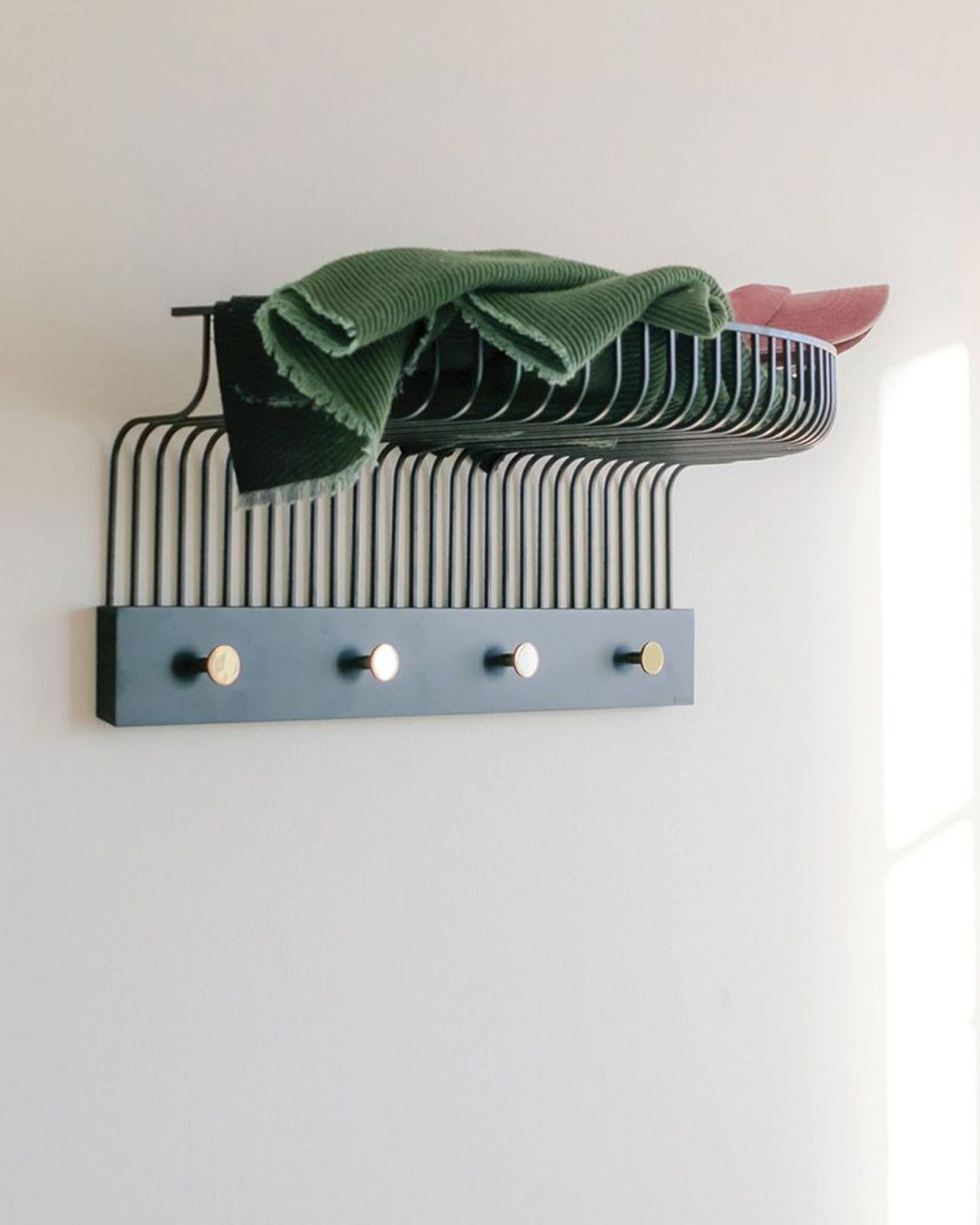 Lunett Hat Rack Black