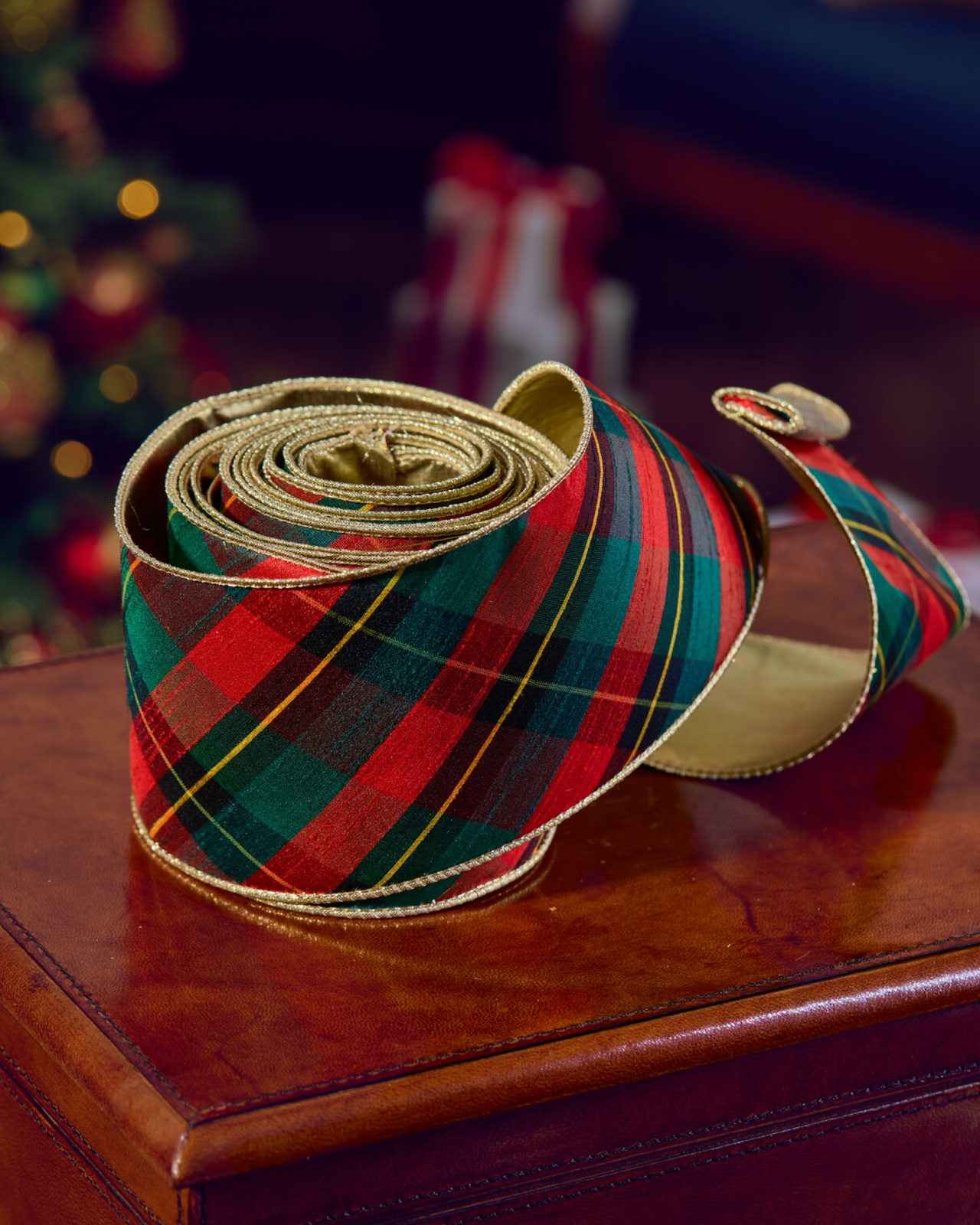 Angus textile ribbon red/green 4.6 m