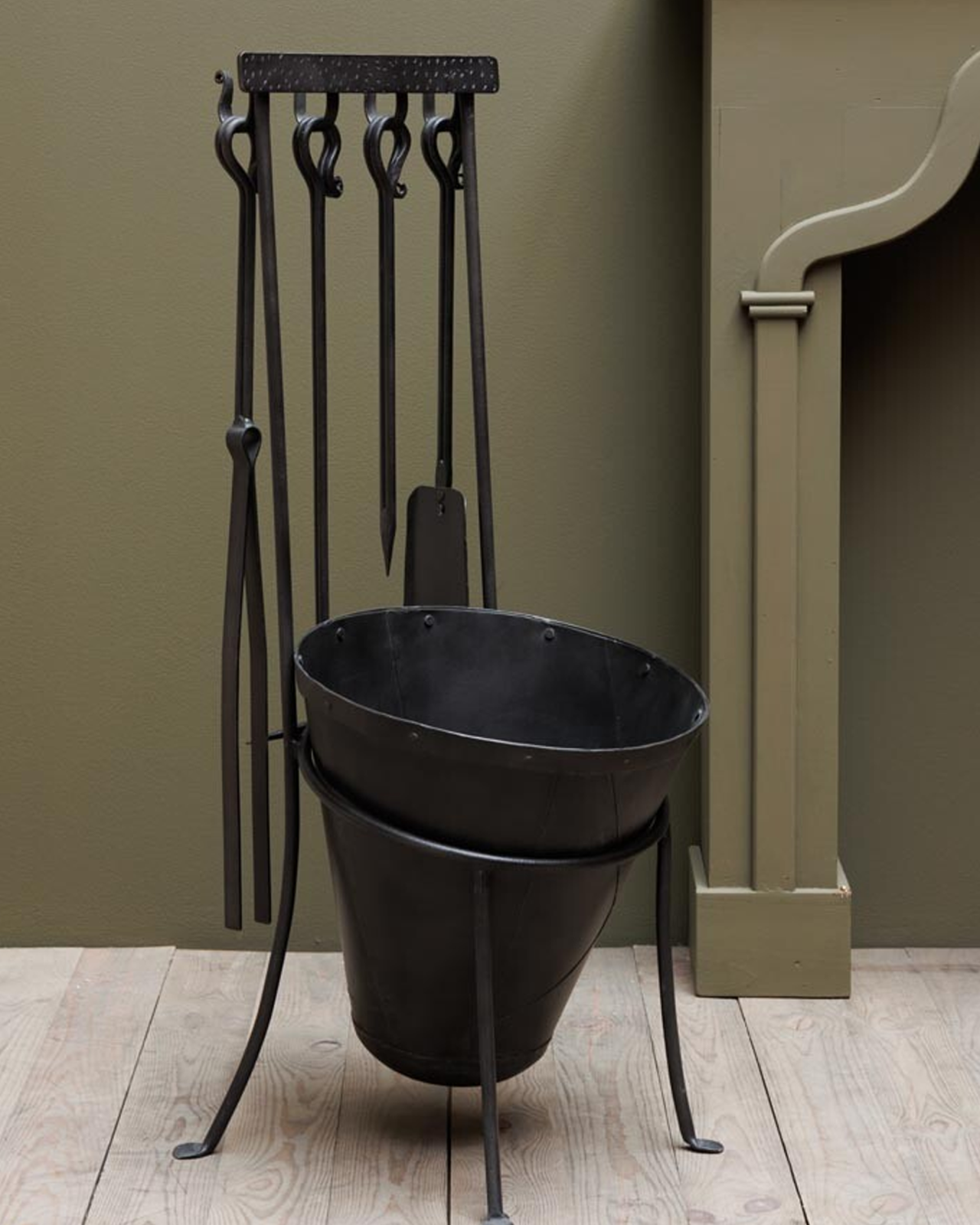 Grayson fireplace tool set