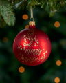 Lux Greetings Weihnachtskugel rot 8cm