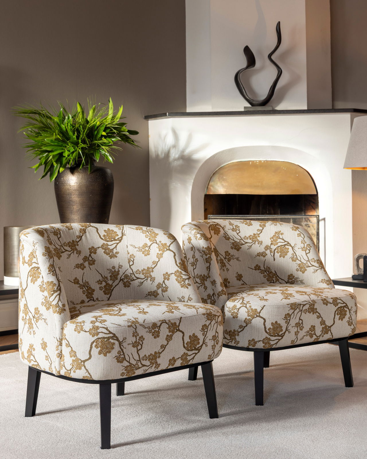 Fairfax armchair Sakura Brandy