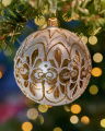 Lux Pearl kerstbal wit/goud