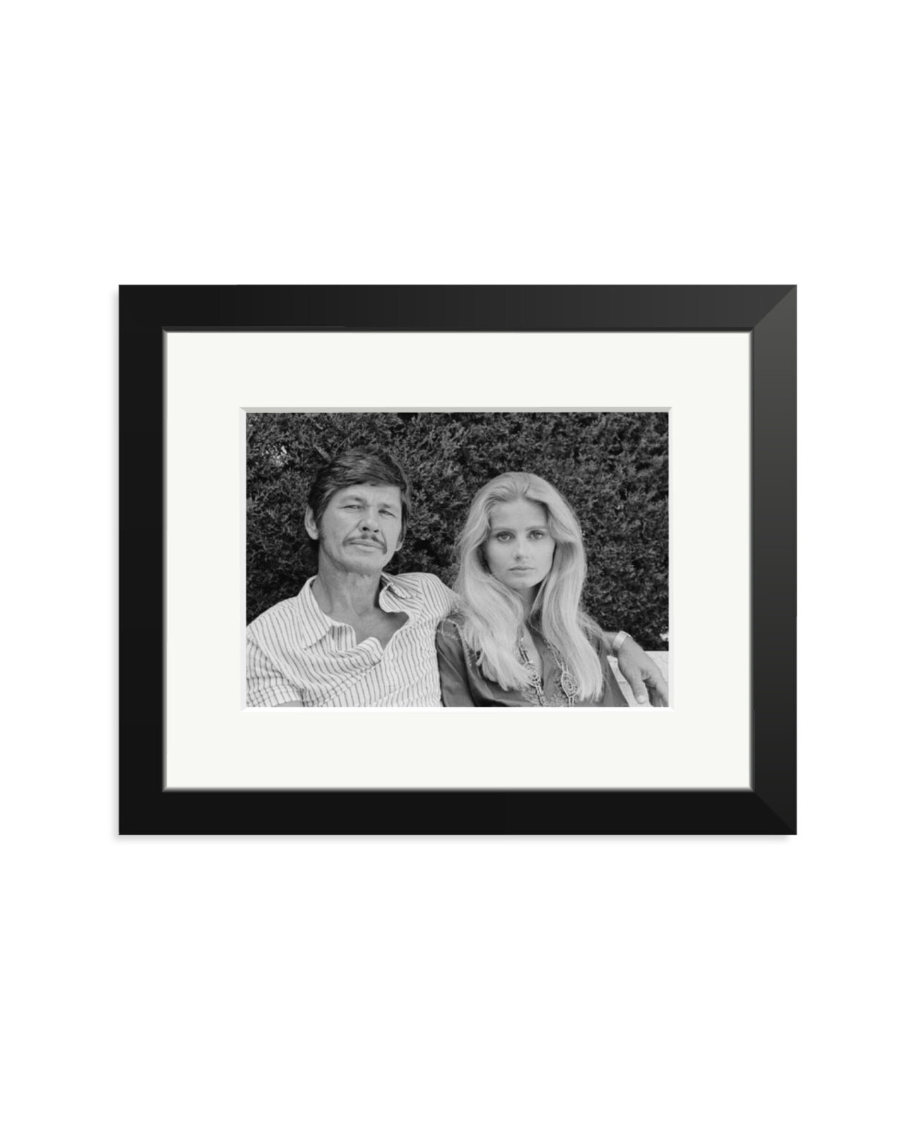 Charles Bronson and Jill Ireland Black / Small