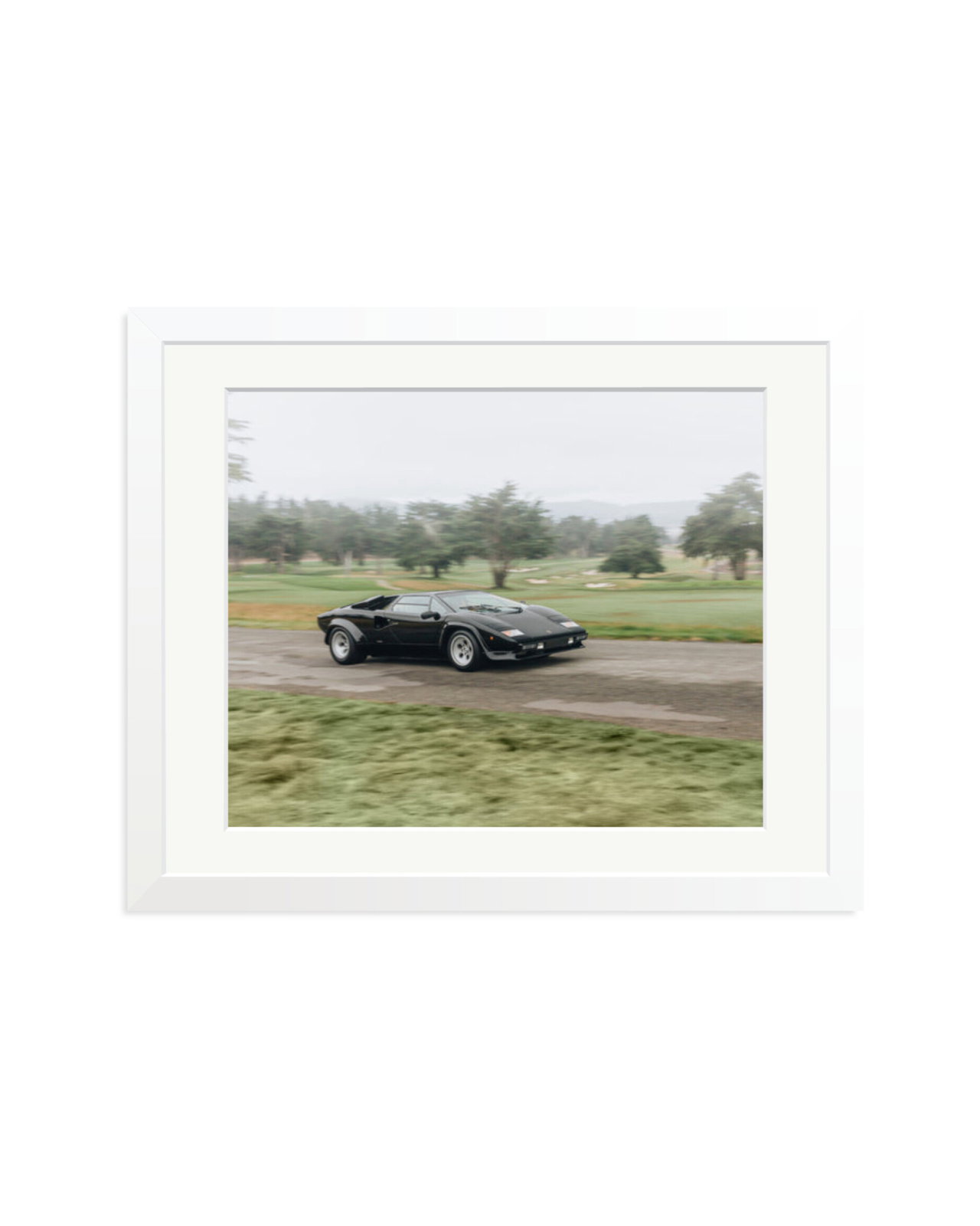 Black Lamborghini Countach White / Medium