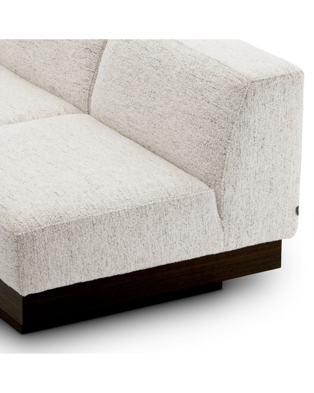 Bastion Sofa Seashell Off-White/Charcoal Veneer