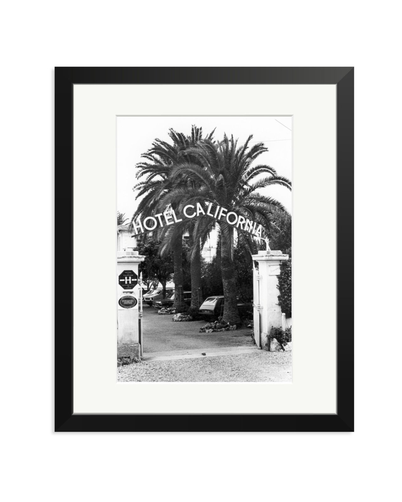 Hotel California Black / Medium