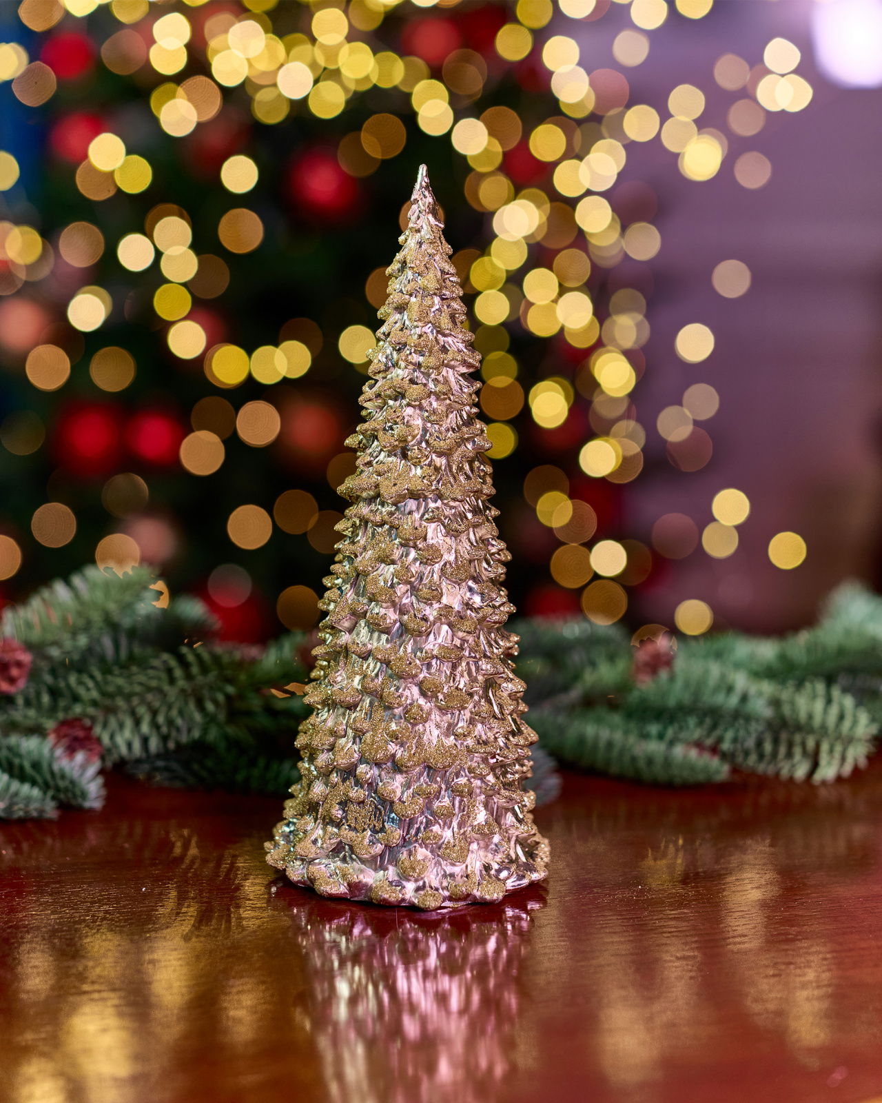 Liora Tree Christmas Decoration