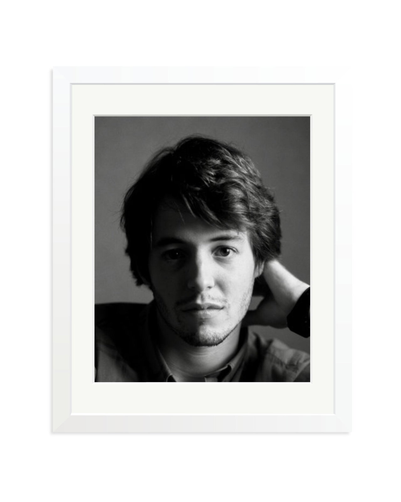 Matthew Broderick White / Medium