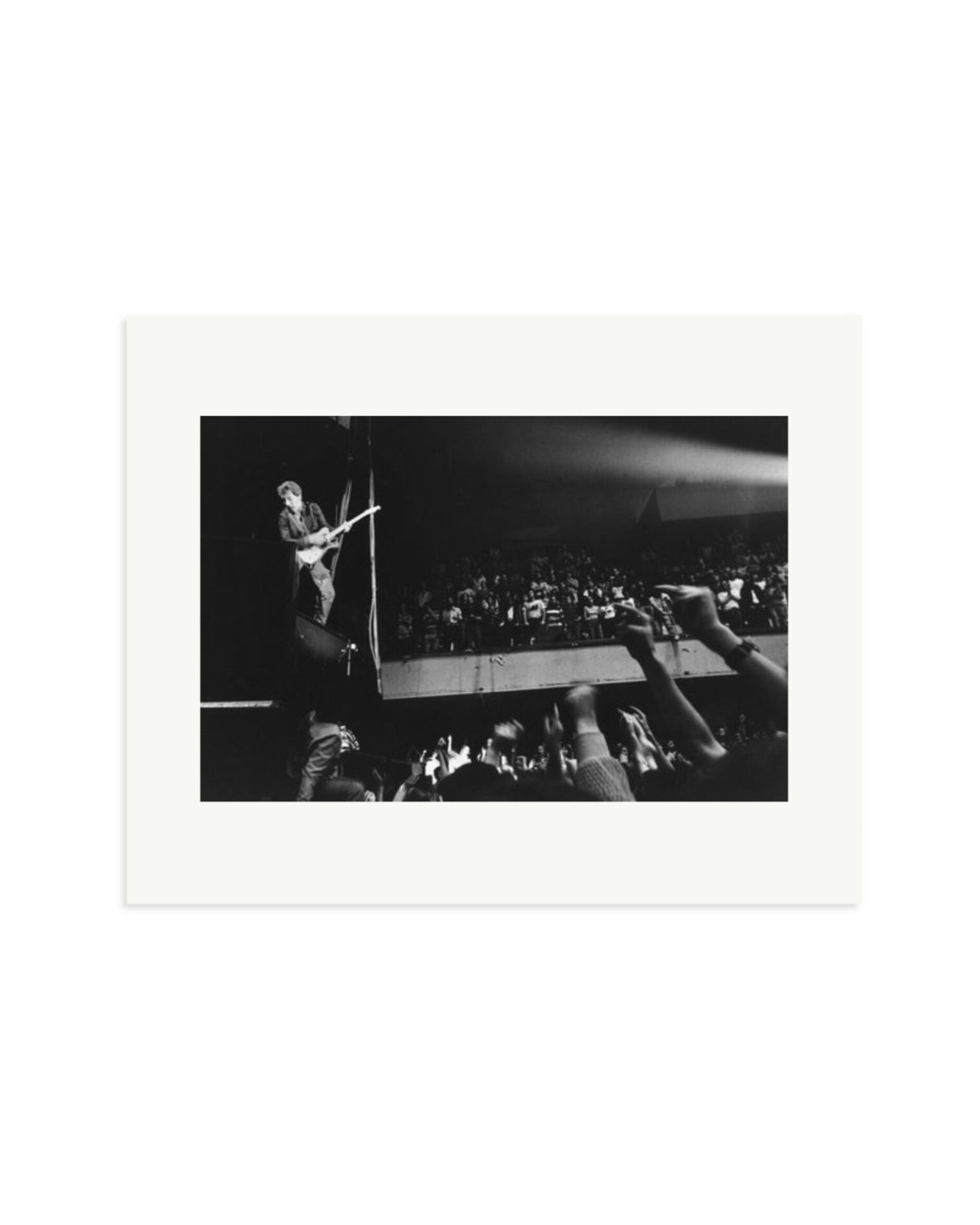 Bruce and his Audience Print Only / Medium