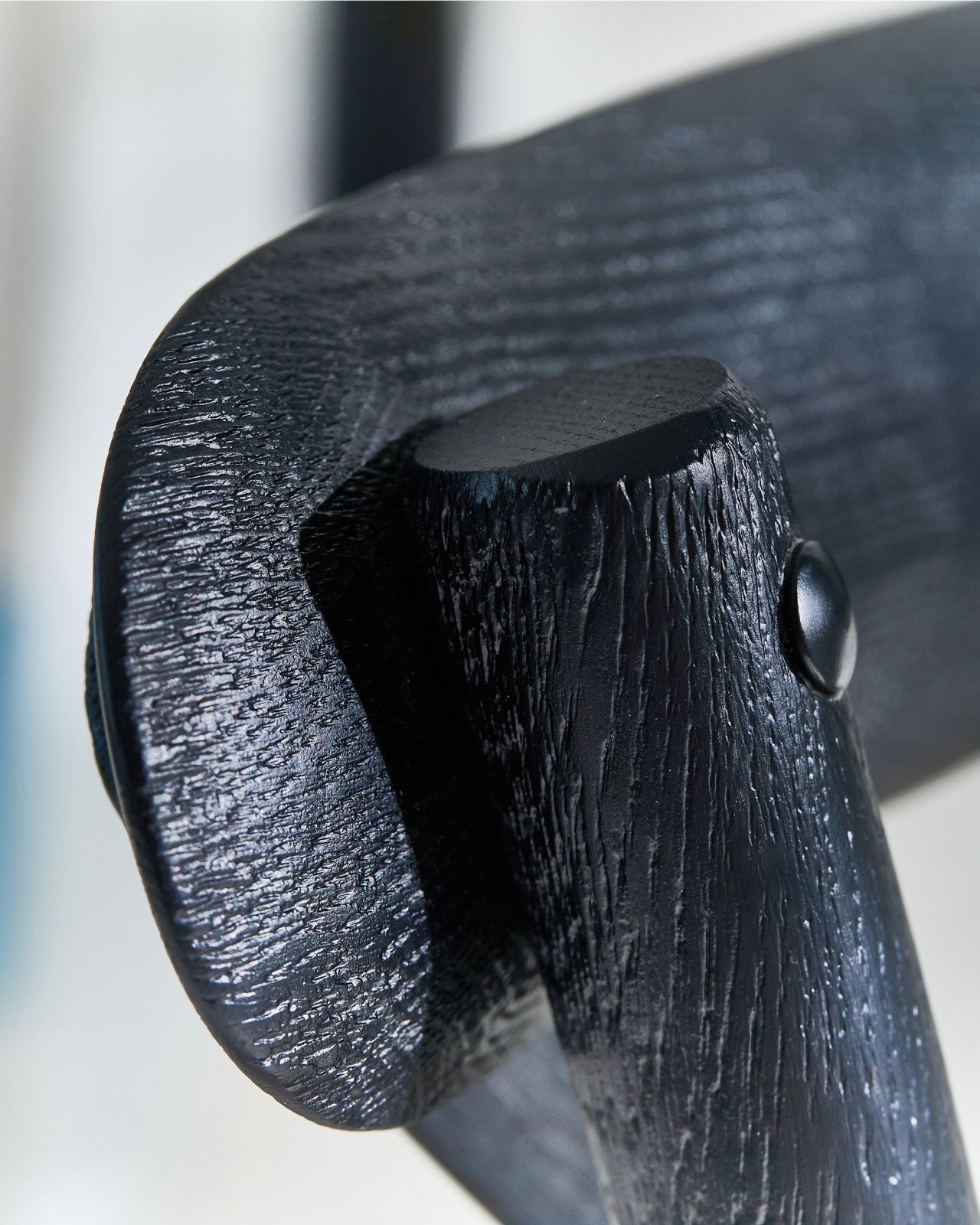 Newport Cross matstol svart