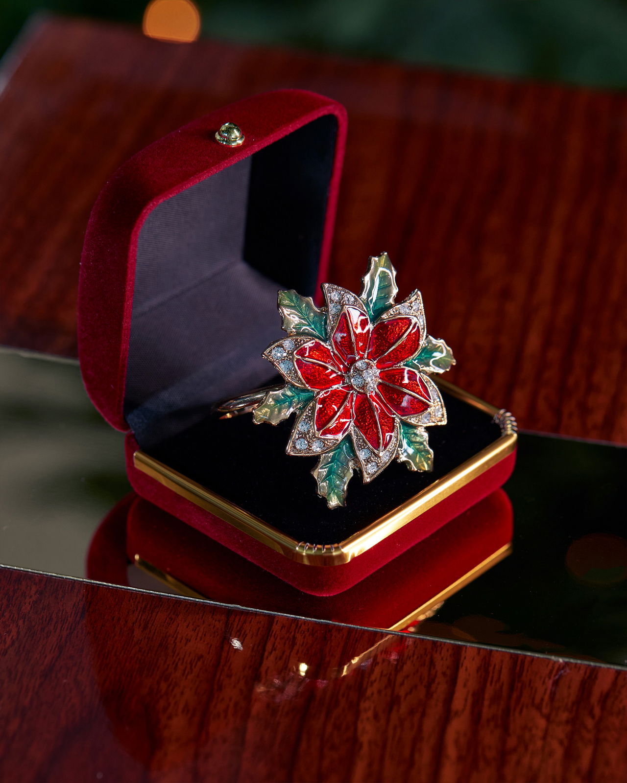 Natalia Poinsettia Napkin Red