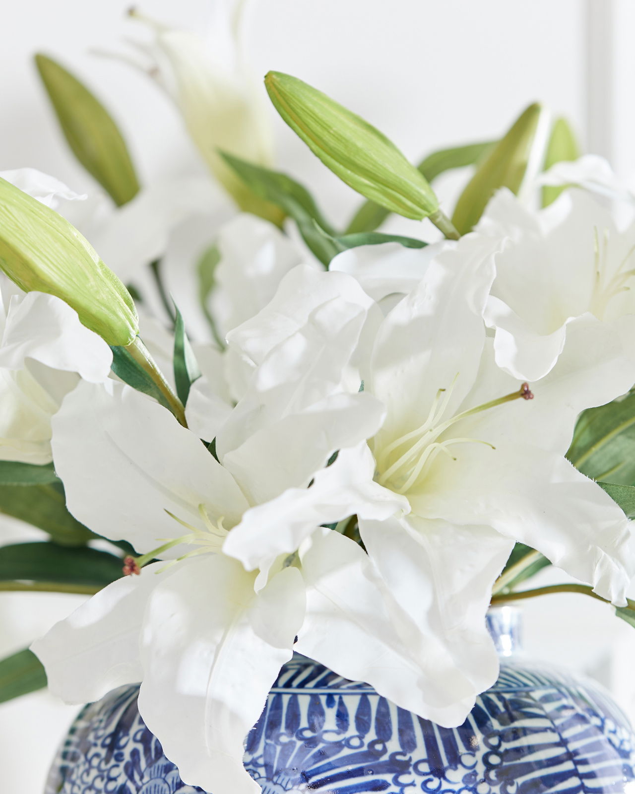 Lilja snittblomma vit