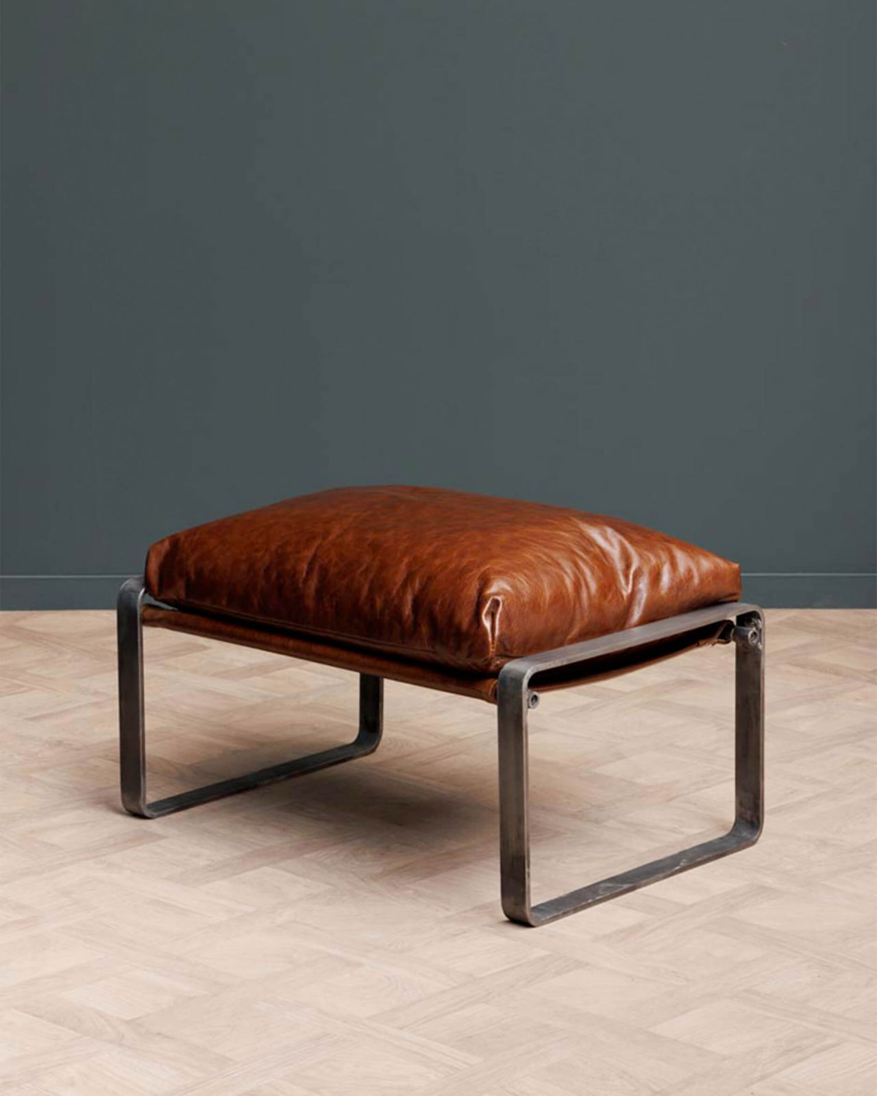 Homy Stool Brown
