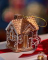 Peder Gingerbread House Ornament Gold