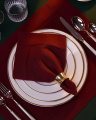 Castleford napkin dark red
