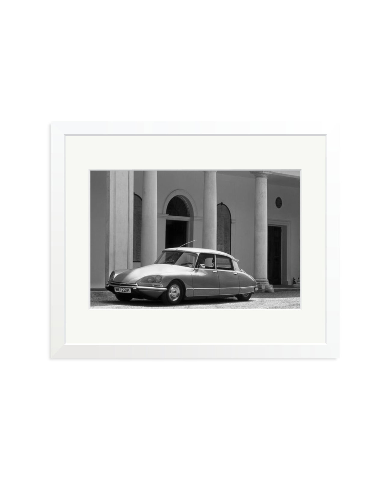 Citroen DS21 White / Medium