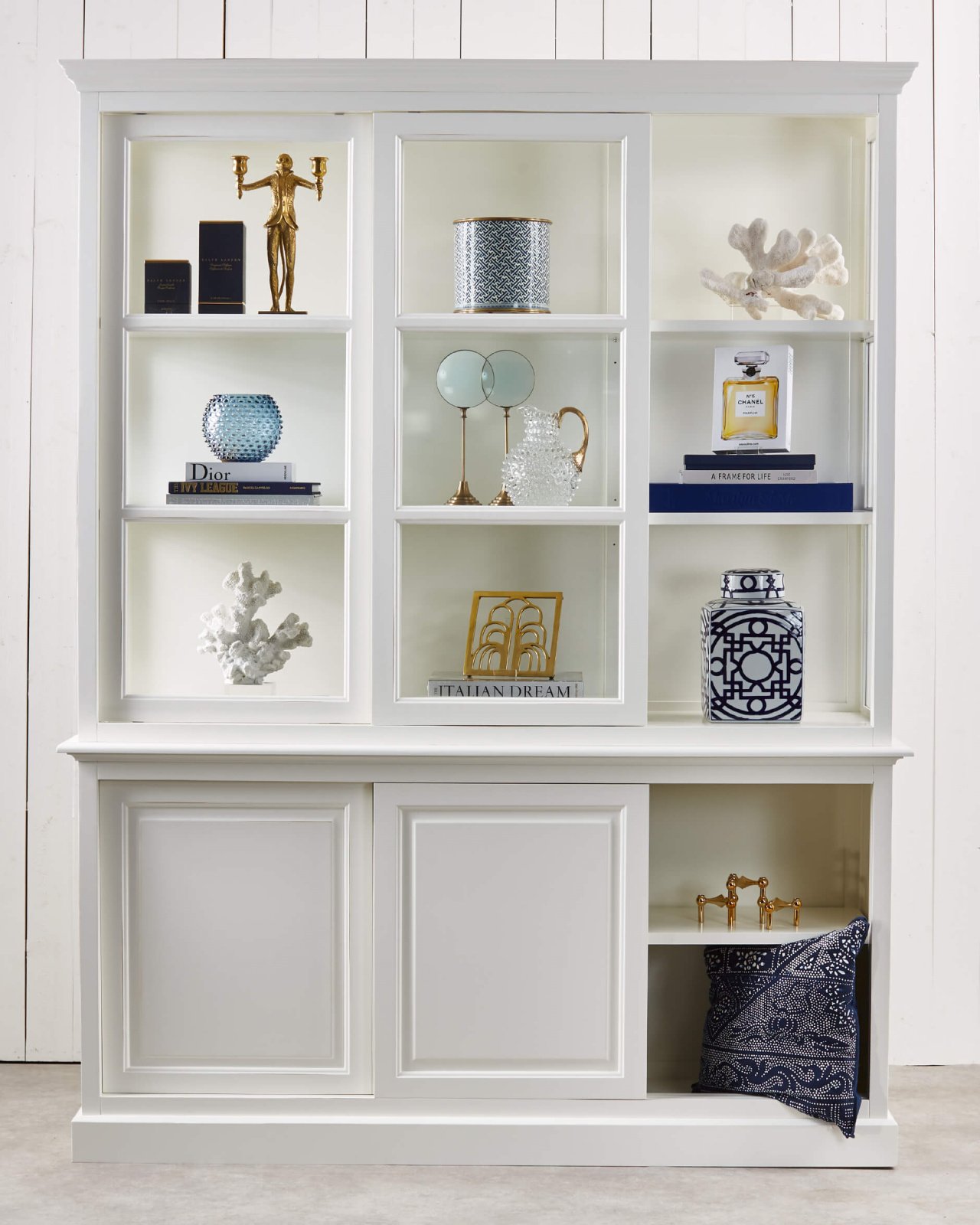 Assonet Display Cabinet Classic White