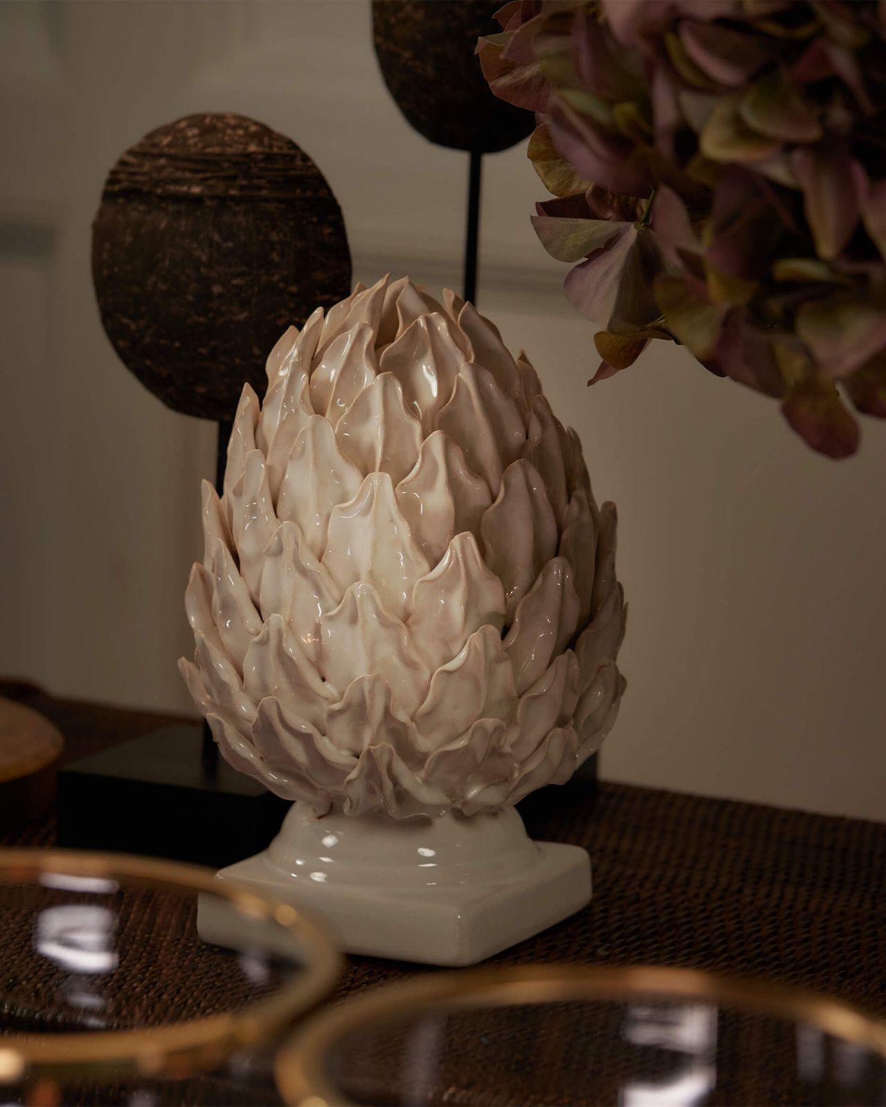 Natalia decoration white