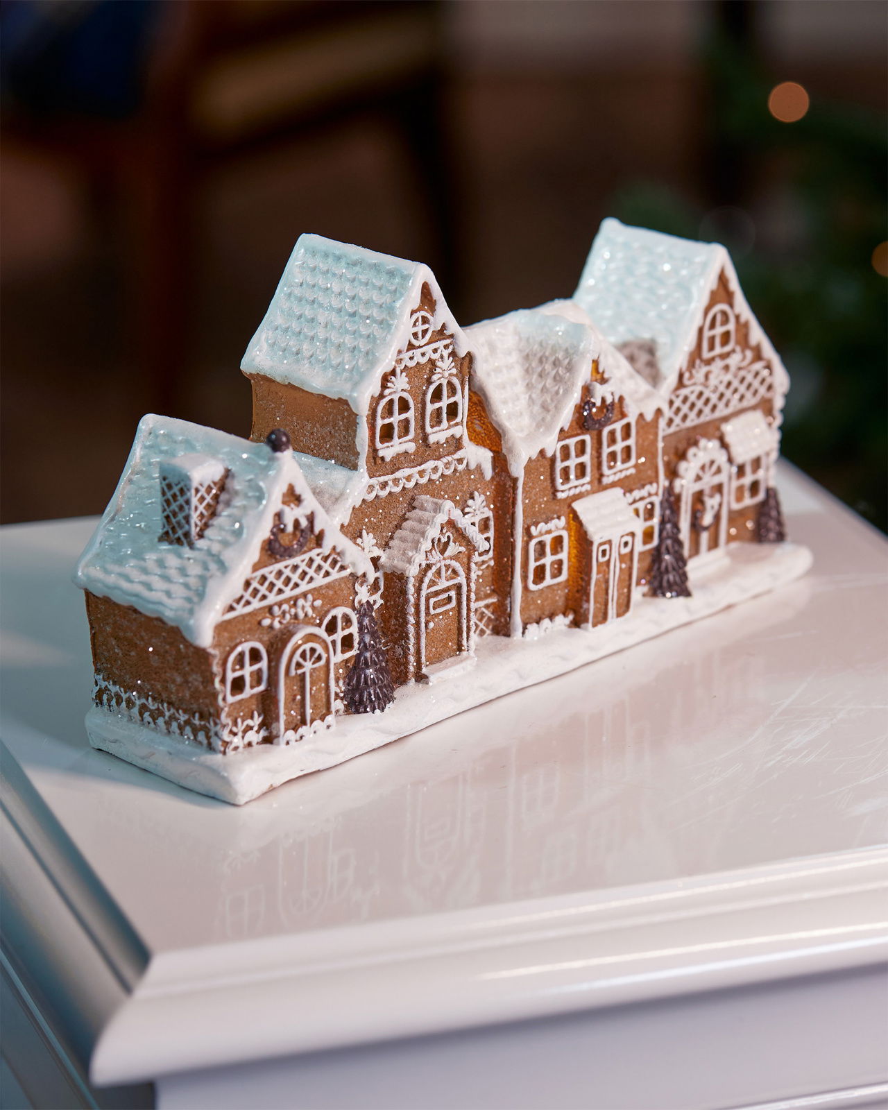 Snowshill pepparkakshus juldekoration