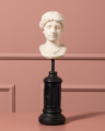 Lucretia sculpture