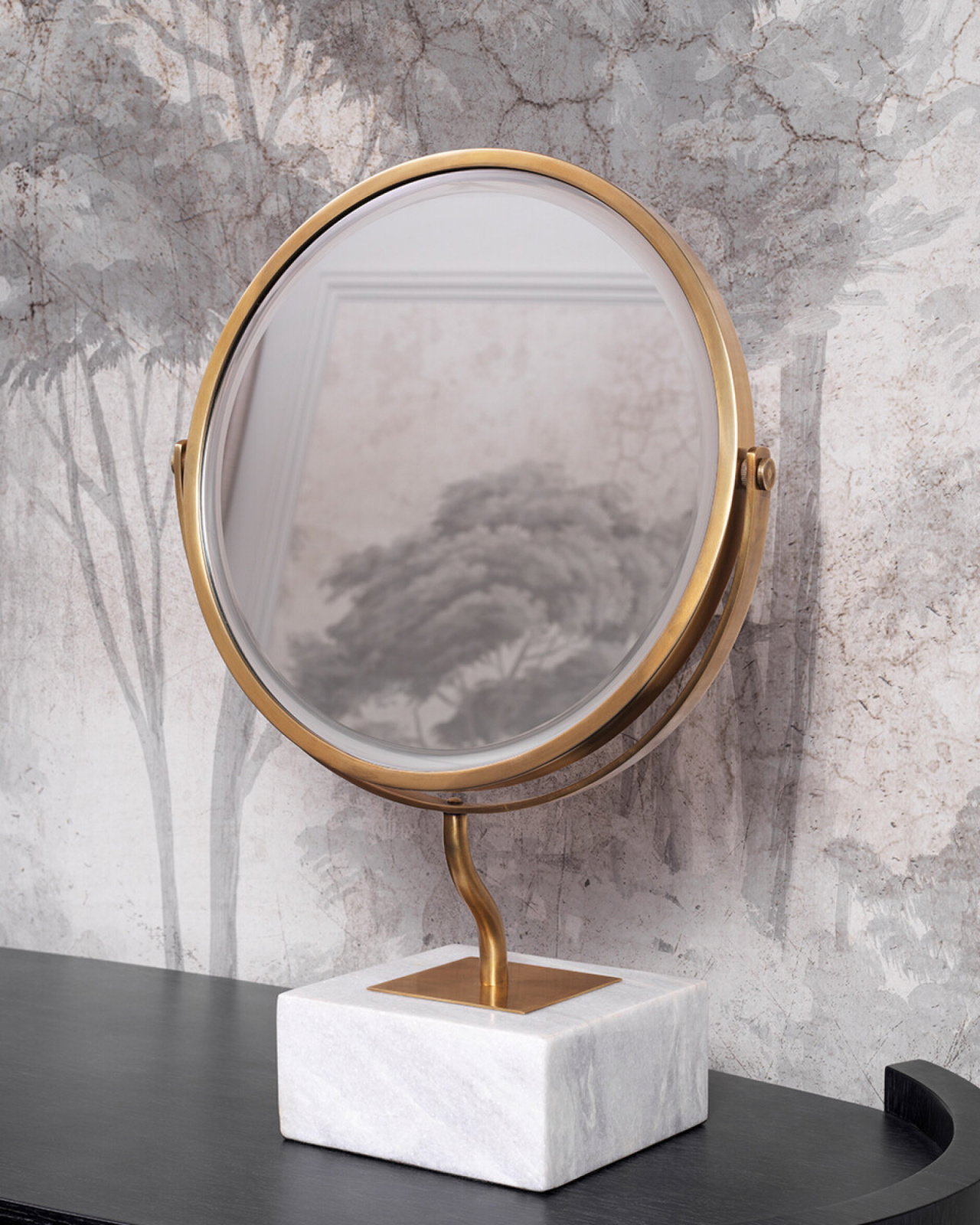 Jovanni tabletop mirror in antique brass