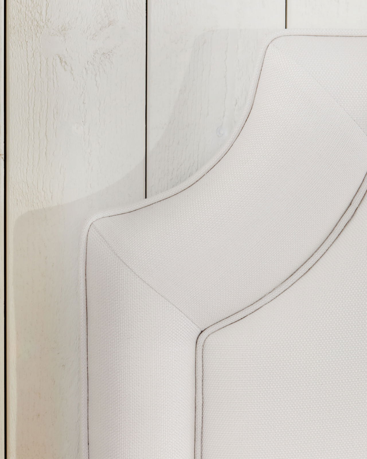 Courtenay sänggavel off-white