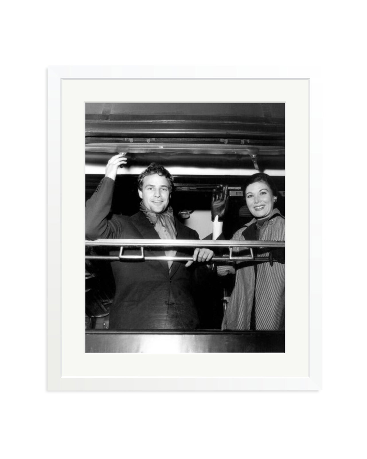 Marlon Brando and Rakia Ibrahim White / Large