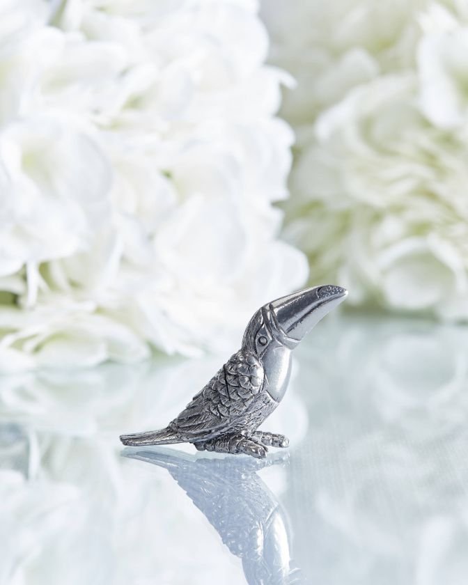 Toucan place card holder pewter