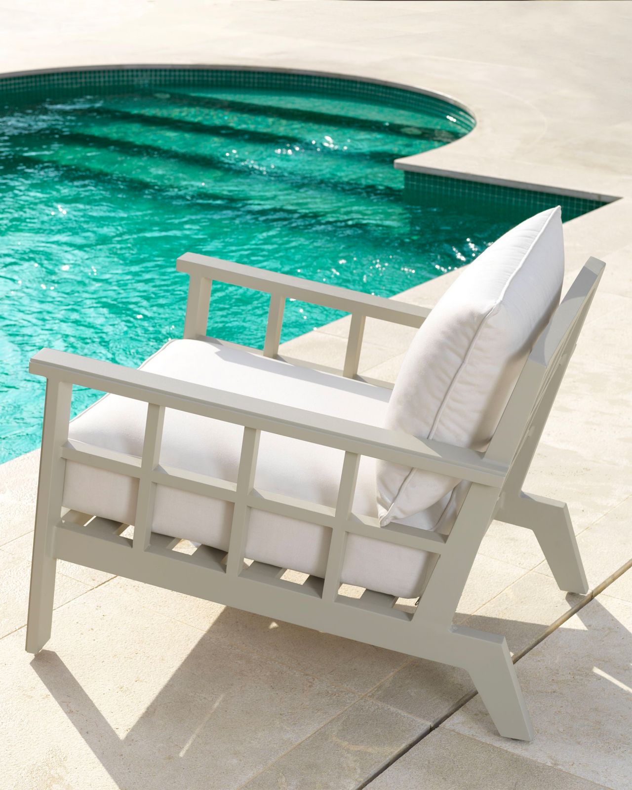 Cap-Ferrat fåtölj sand OUTLET