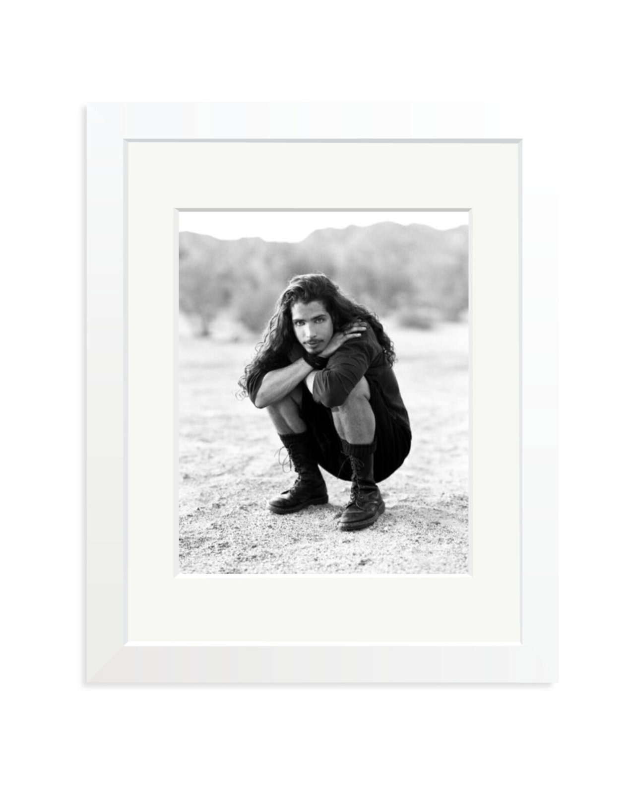 Chris Cornell White / Small