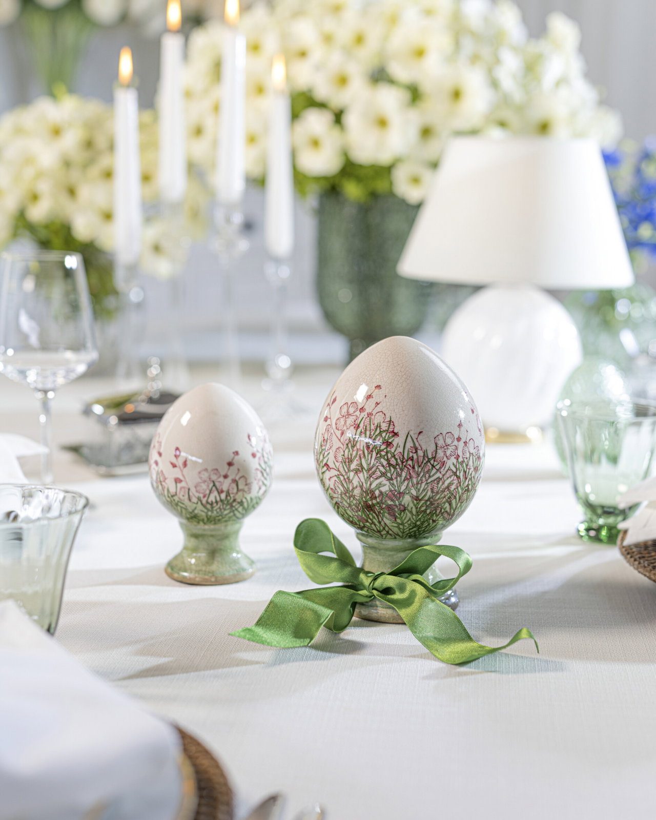 Meadow keramisch ei op voet