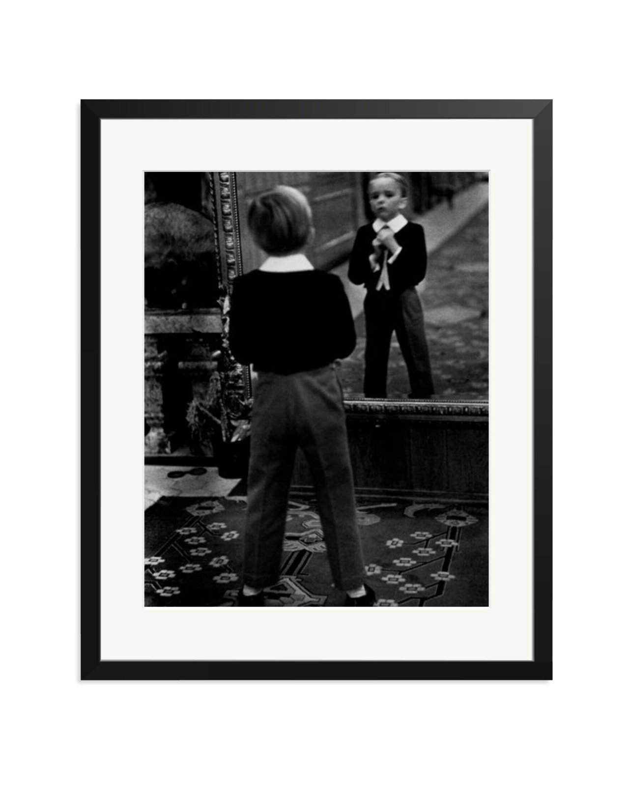 English Boy at Grand Hotel Black / XL